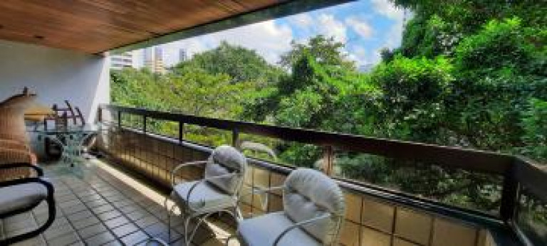 Apartamento com 3 Quartos à Venda, 212 m² em Graças - Recife