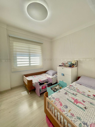 Imagem Apartamento com 4 Quartos à Venda, 141 m² em Cambuí - Campinas