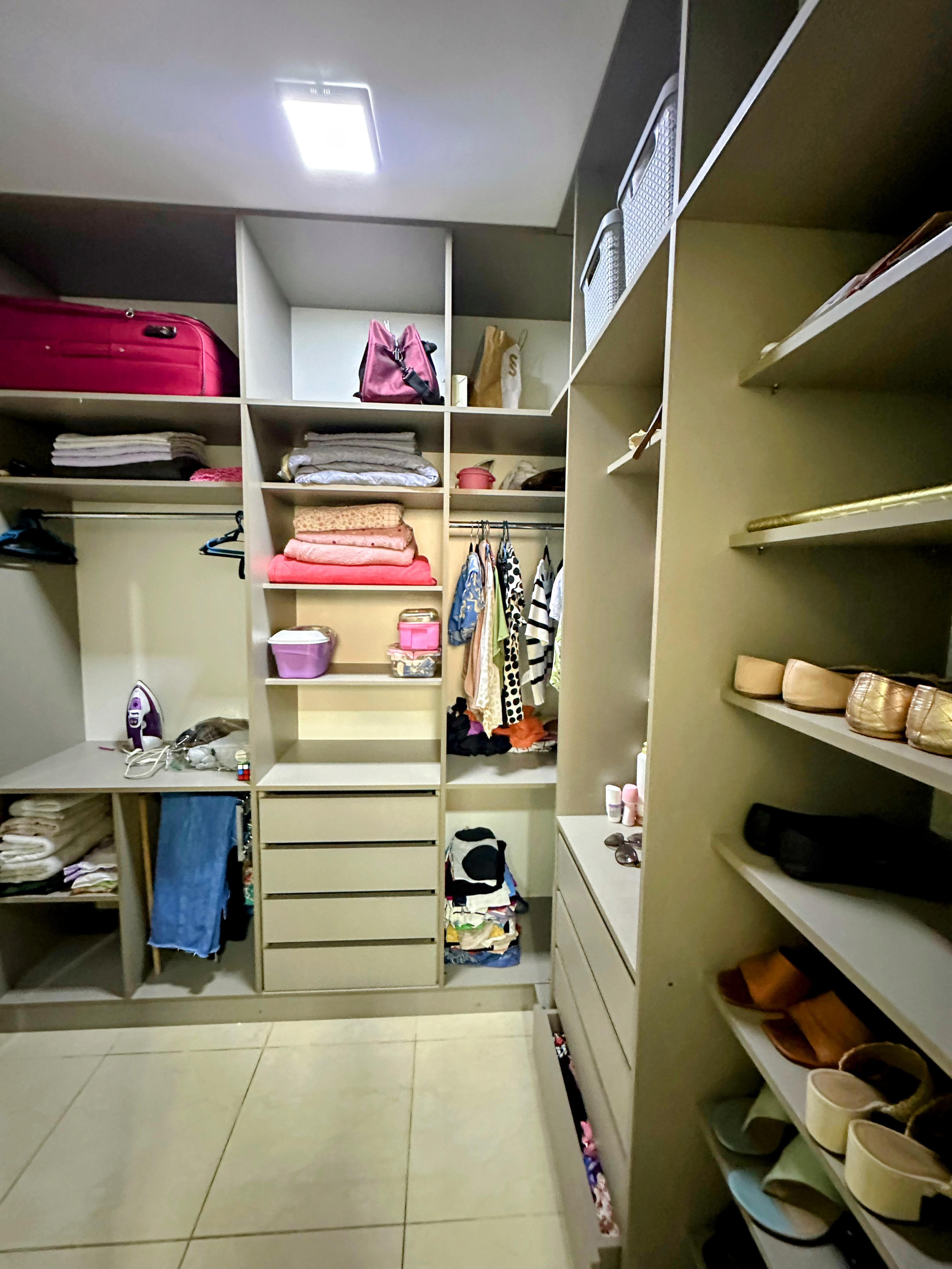 Imagem Casa com 3 Quartos à Venda, 189 m²em Dom Pedro I - Manaus
