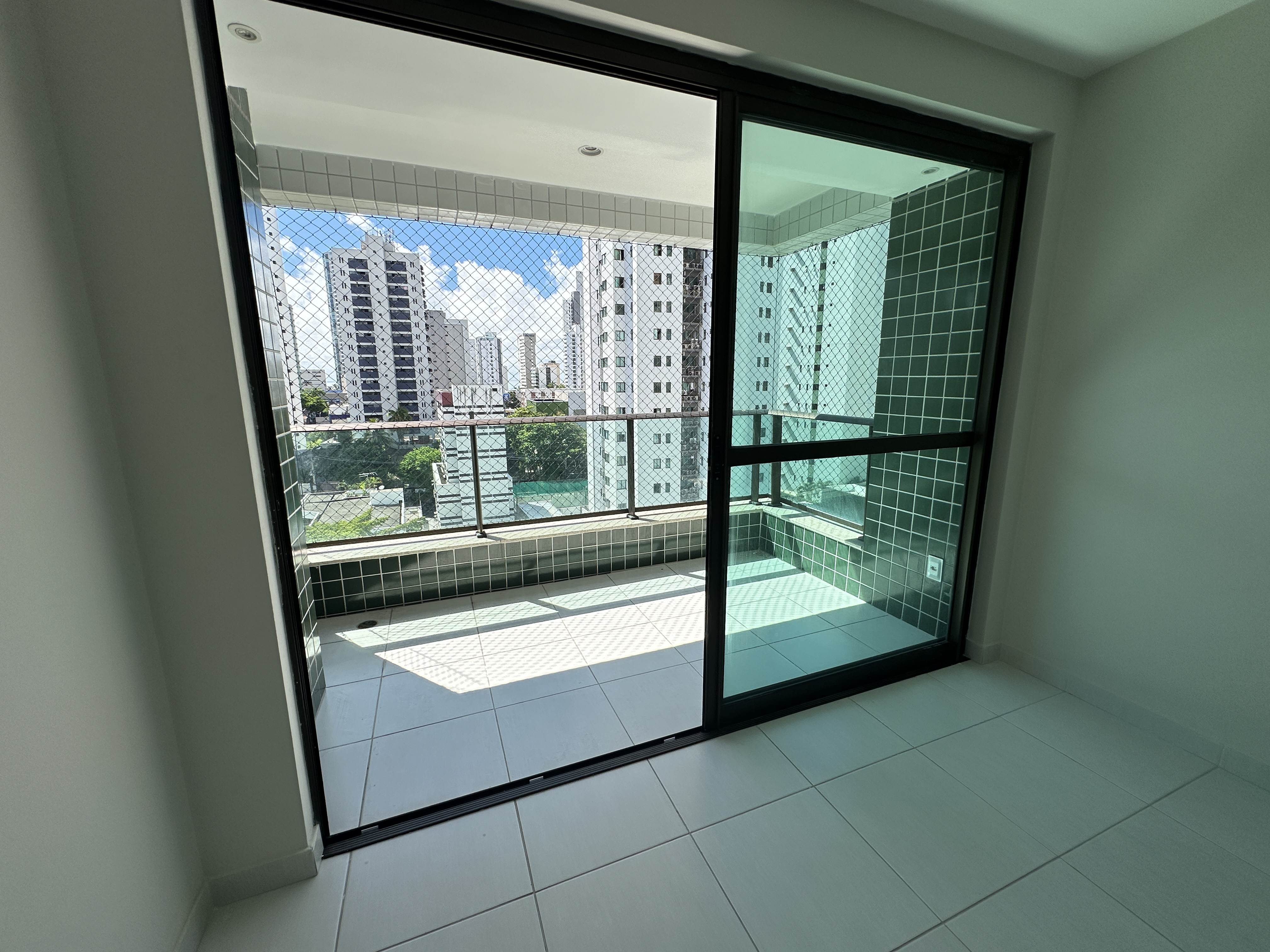 Imagem Apartamento com 4 Quartos à Venda, 136 m²em Boa Viagem - Recife