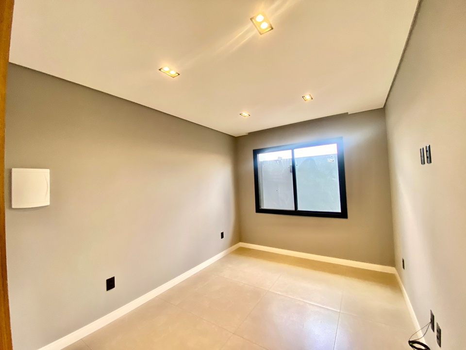 Imagem Casa de Condomínio com 3 Quartos à Venda, 218 m²em Chácaras Aracary - Várzea Paulista