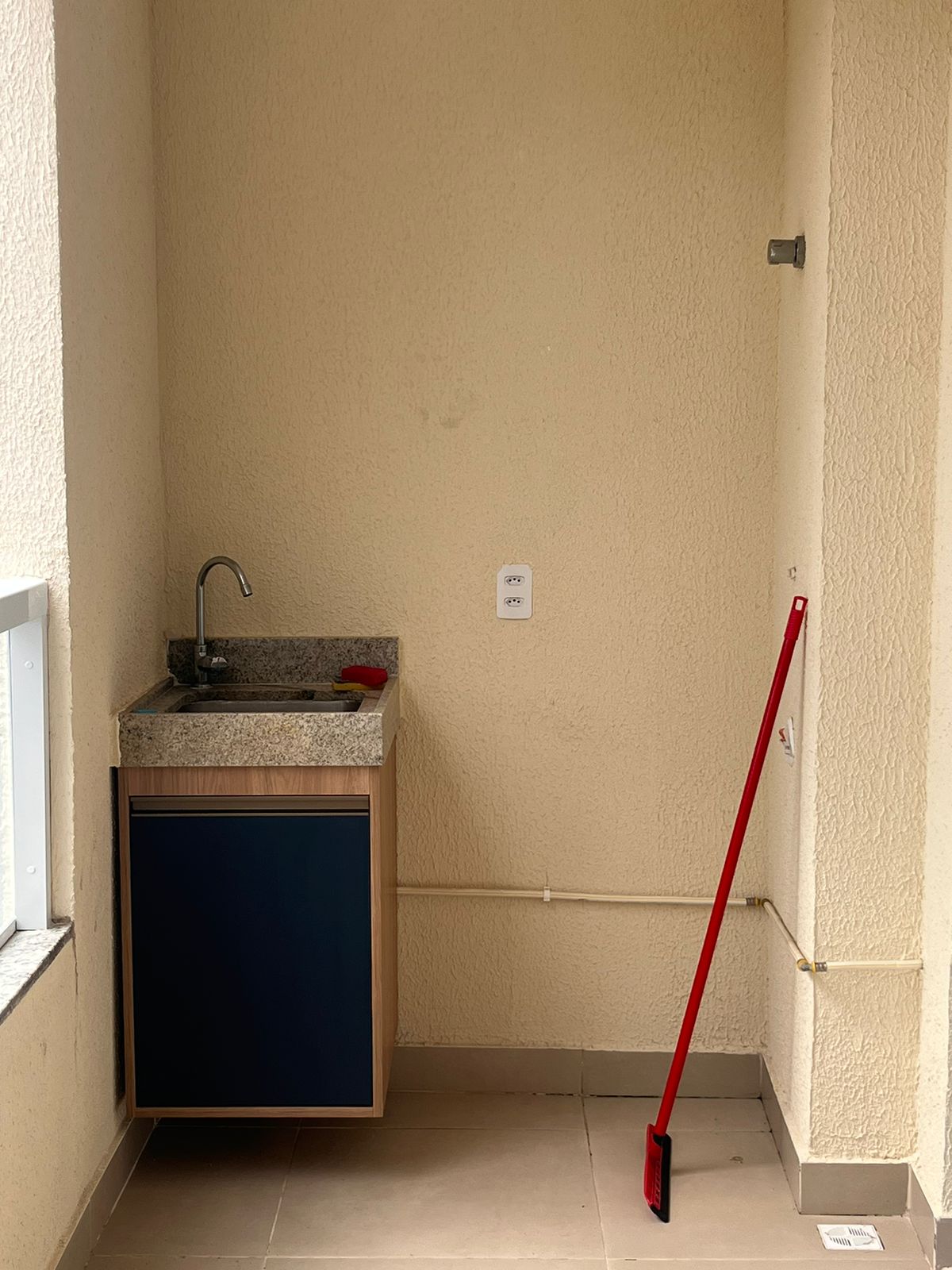 Imagem Apartamento com 2 Quartos para Alugar, 60 m²em Buraquinho - Lauro de Freitas Imagem Apartamento com 2 Quartos para Alugar, 60 m²em Buraquinho - Lauro de Freitas