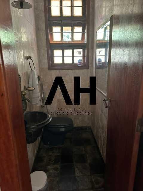 Imagem Casa com 4 Quartos à Venda, em Muriqui - Niterói Imagem Casa com 4 Quartos à Venda, em Muriqui - Niterói