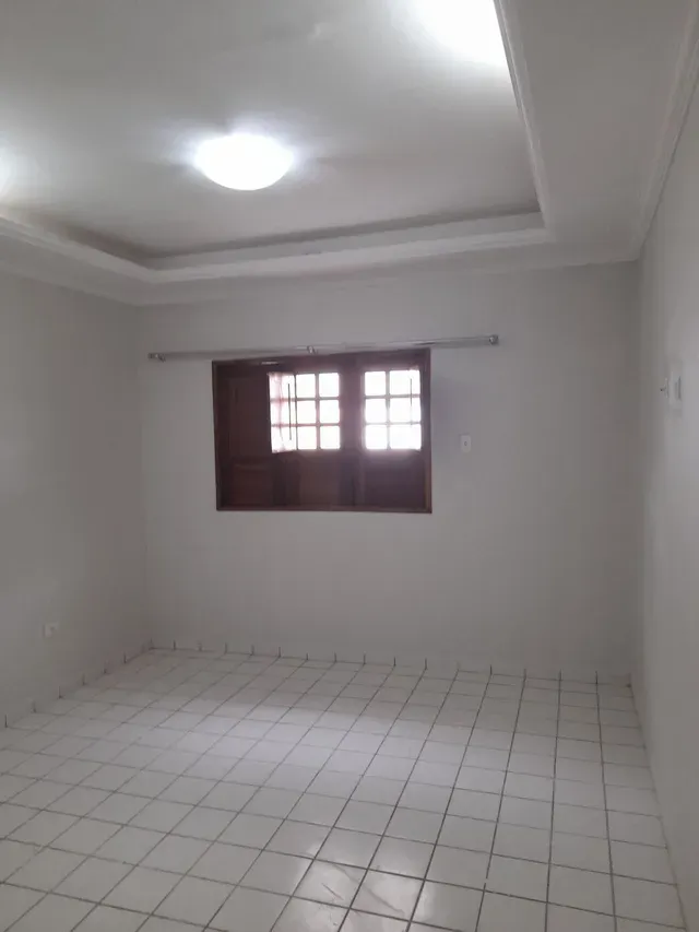 Imagem Casa com 3 Quartos para Alugar, 175 m²em Piedade - Jaboatão dos Guararapes