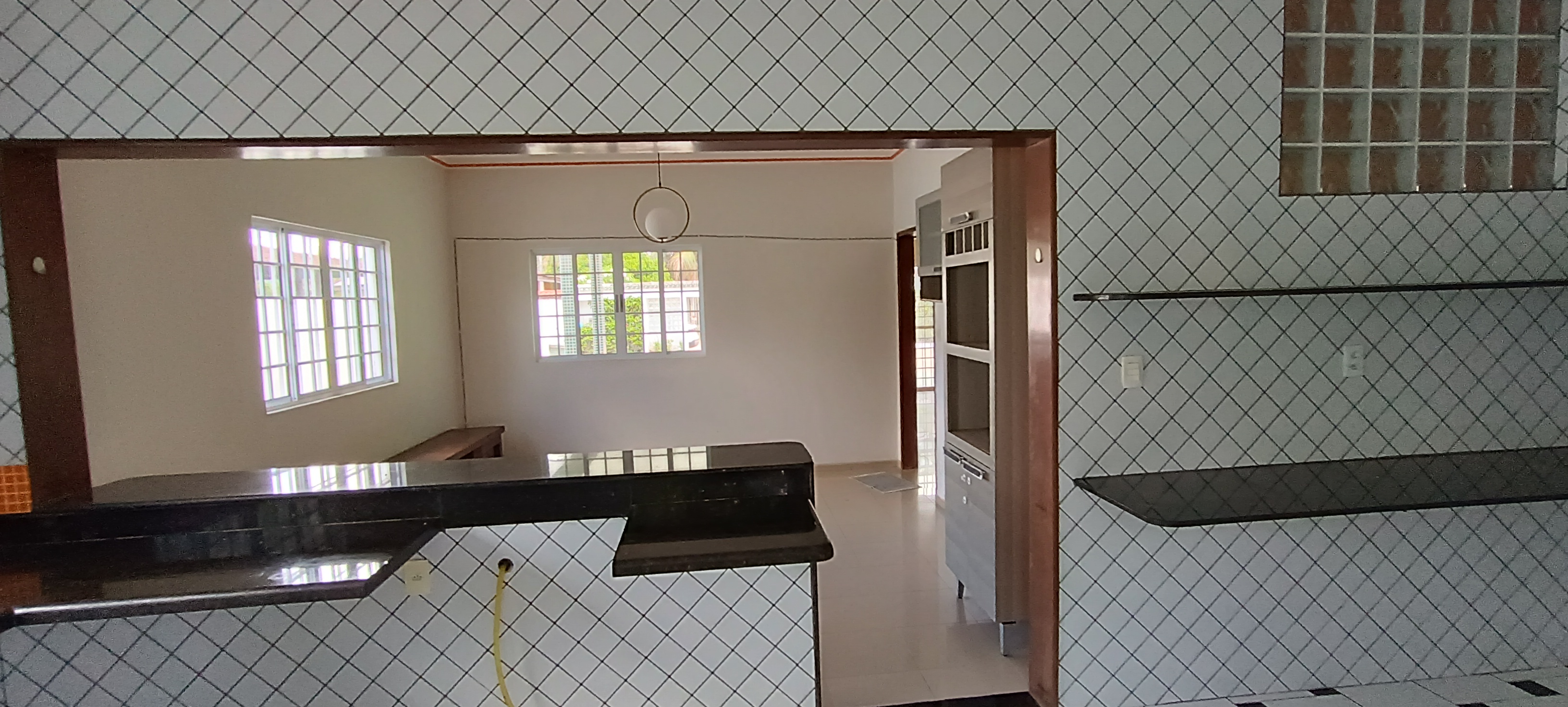 Imagem Casa com 4 Quartos para Alugar, 350 m²em KM90 - Paudalho