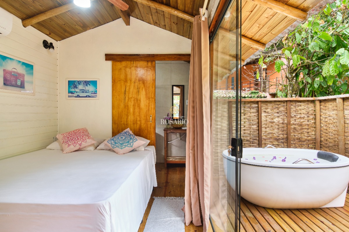 Imagem Chácara com 6 Quartos à Venda ou Locação, 600 m²em Rio Escuro - Ubatuba Imagem Chácara com 6 Quartos à Venda ou Locação, 600 m²em Rio Escuro - Ubatuba