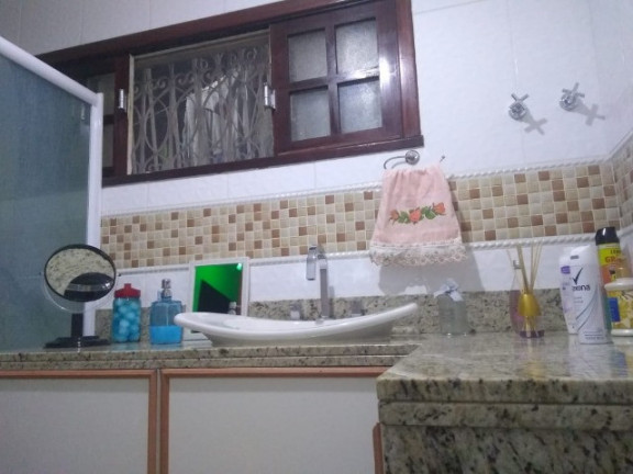 Imagem Casa com 3 Quartos à Venda, 242 m²em Fazendinha - Teresópolis