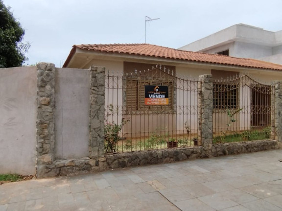 Imagem Casa com 3 Quartos à Venda,  em Jardim Alvorada - Maringá
