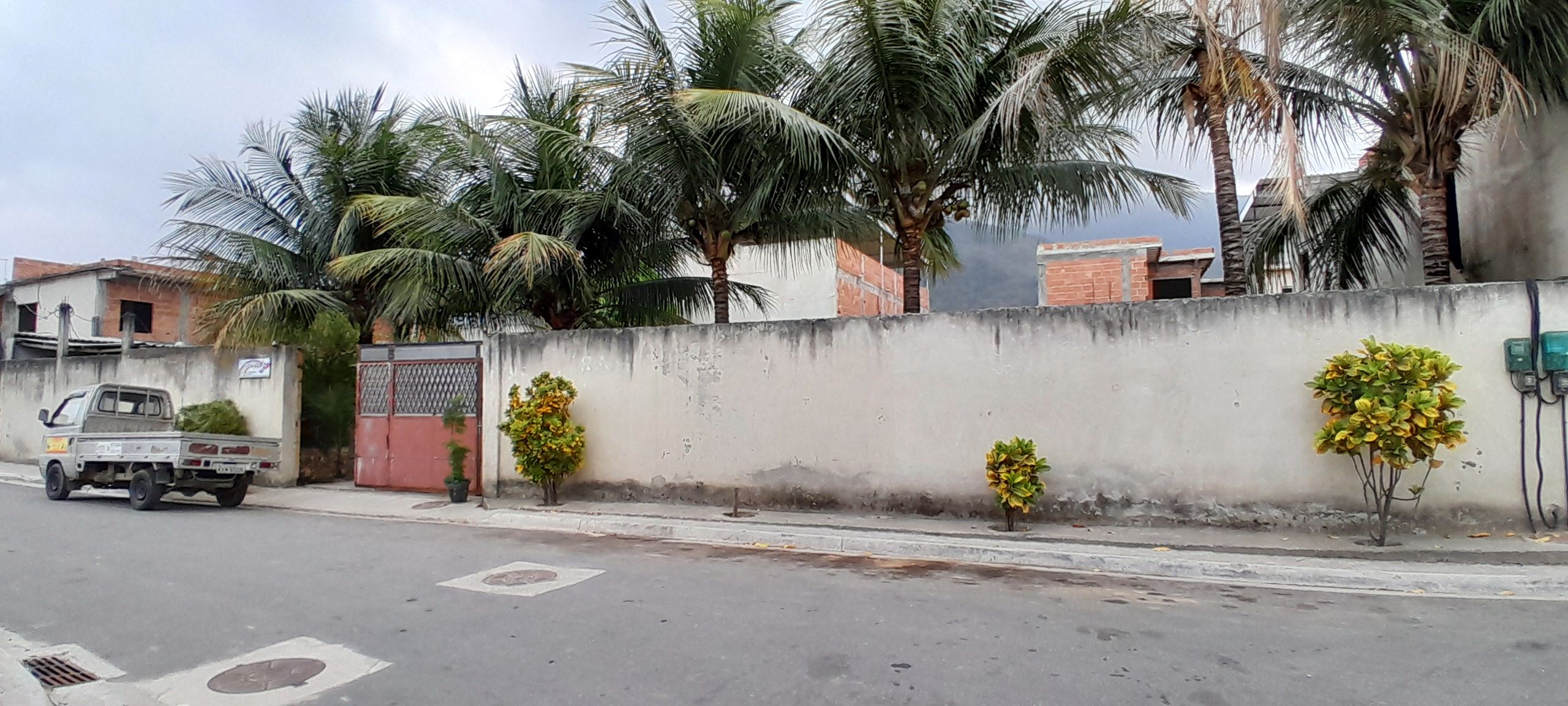 Imagem Fazenda à Venda, 500 m² em Padre Miguel - Rio de Janeiro Imagem Fazenda à Venda, 500 m² em Padre Miguel - Rio de Janeiro