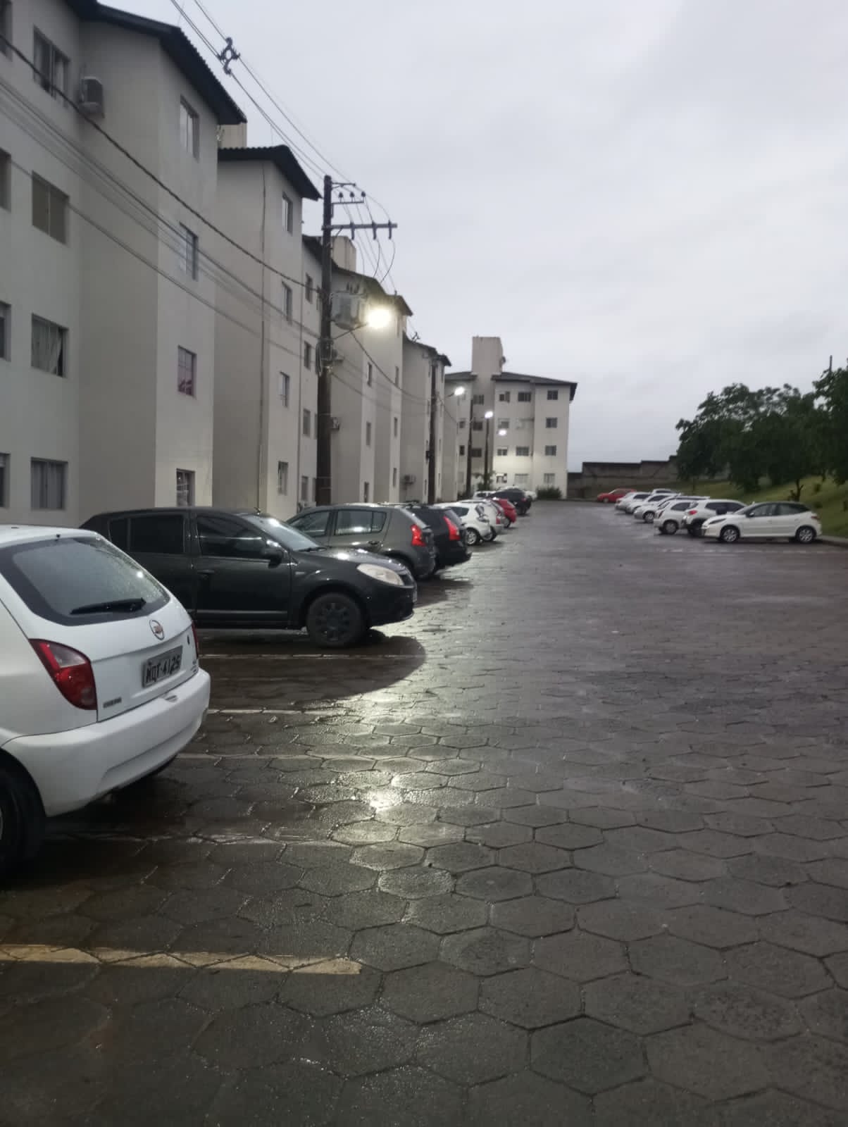 Imagem Apartamento com 2 Quartos à Venda, 48 m² em Mina União - Criciúma Imagem Apartamento com 2 Quartos à Venda, 48 m² em Mina União - Criciúma