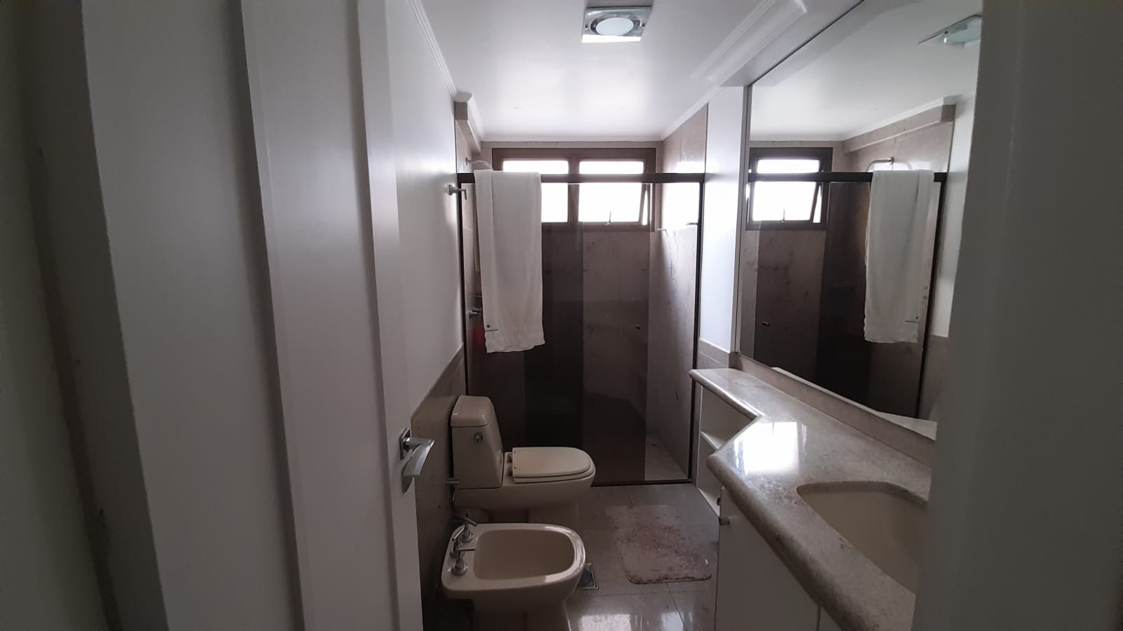 Imagem Apartamento com 3 Quartos à Venda, 208 m²em Cambuí - Campinas Imagem Apartamento com 3 Quartos à Venda, 208 m²em Cambuí - Campinas