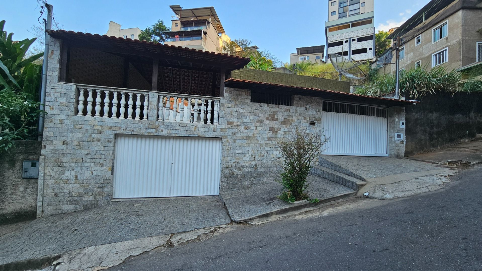 Casa com 2 Quartos à Venda, 95 m² em Santa Luzia - Juiz de Fora
