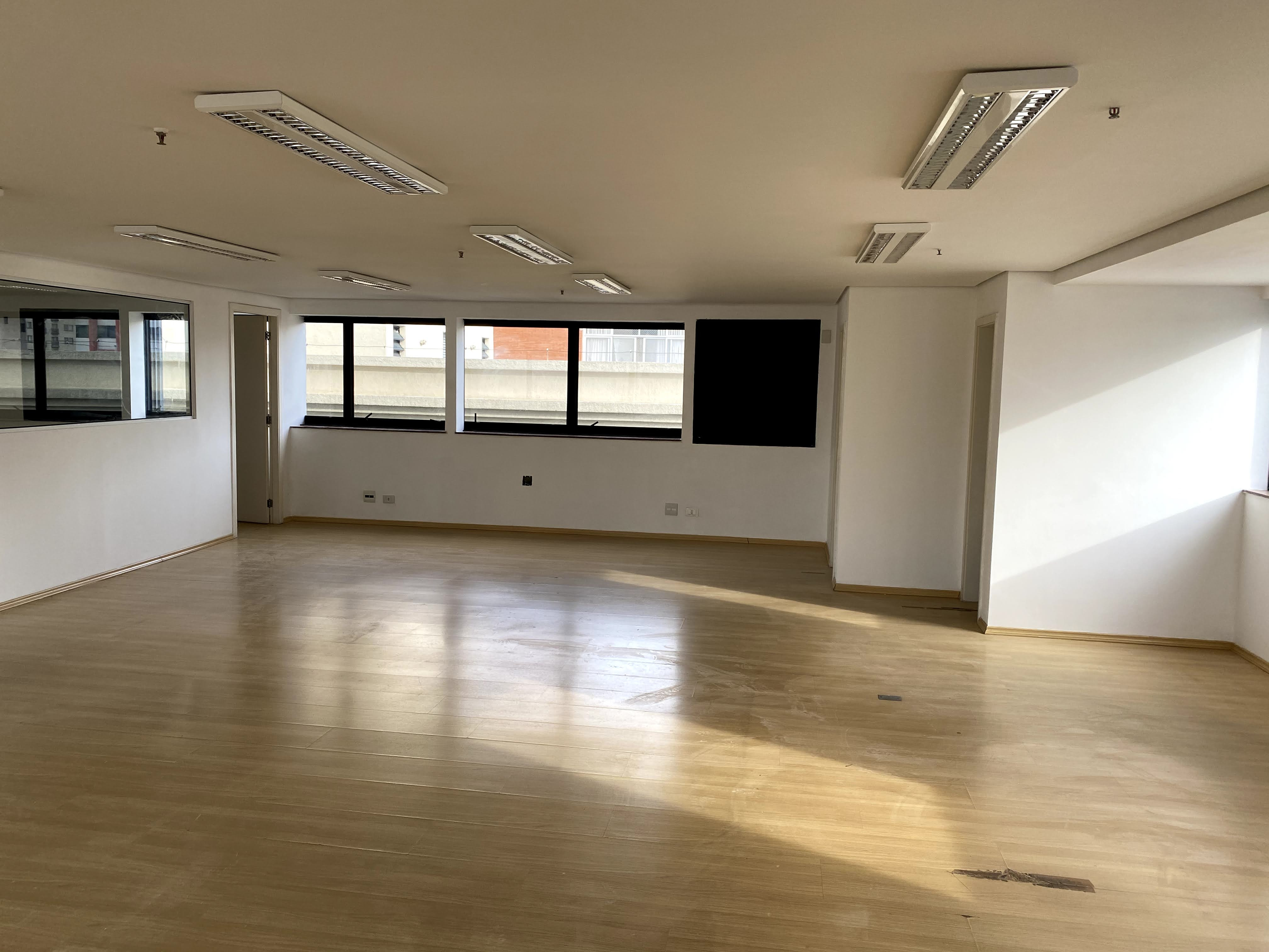 Imagem Sala Comercial à Venda ou Locação, 122 m² em Santa Cecília - São Paulo