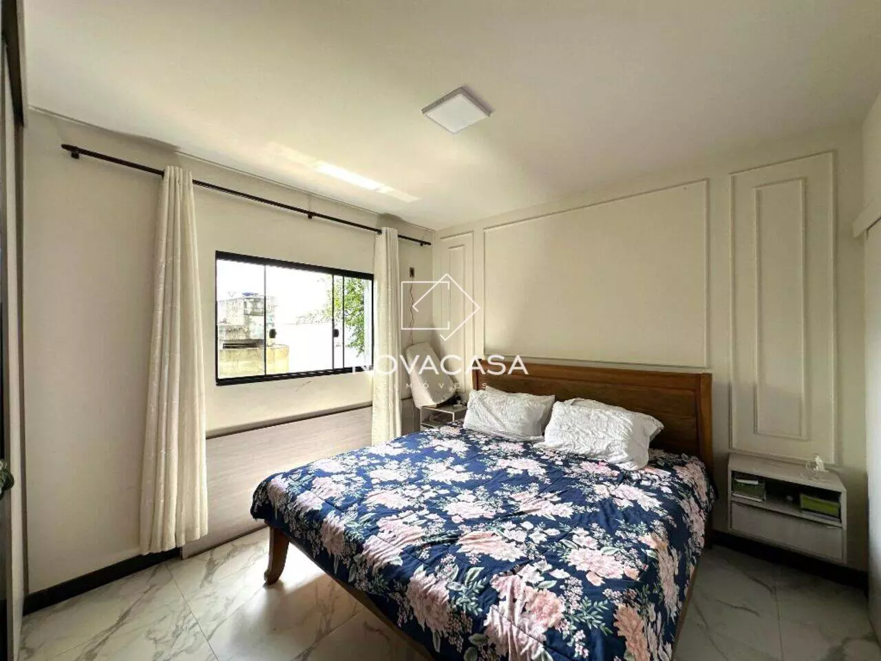 Imagem Casa com 5 Quartos à Venda, 250 m² em Rio Branco - Belo Horizonte