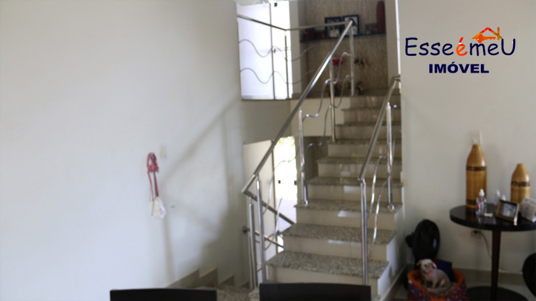 Imagem Casa de Condomínio com 4 Quartos à Venda, 295 m² em Jardins Madri - Goiânia Imagem Casa de Condomínio com 4 Quartos à Venda, 295 m² em Jardins Madri - Goiânia