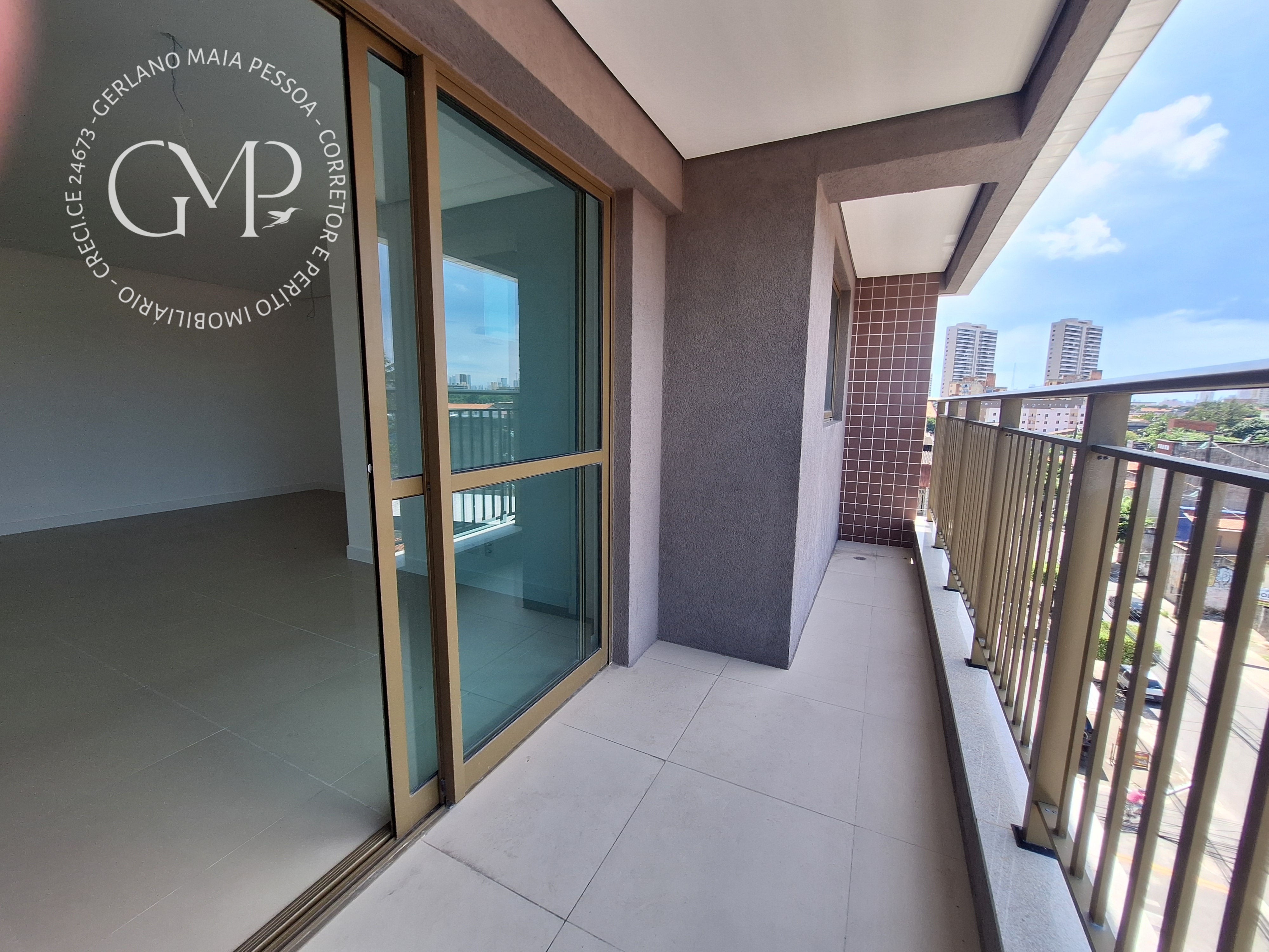 Imagem Apartamento com 2 Quartos à Venda, 61 m²em Fátima - Fortaleza