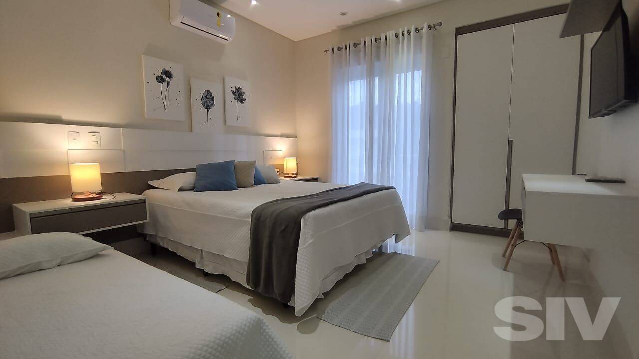 Imagem Casa de Condomínio com 5 Quartos à Venda, 553 m²em Riviera - Bertioga