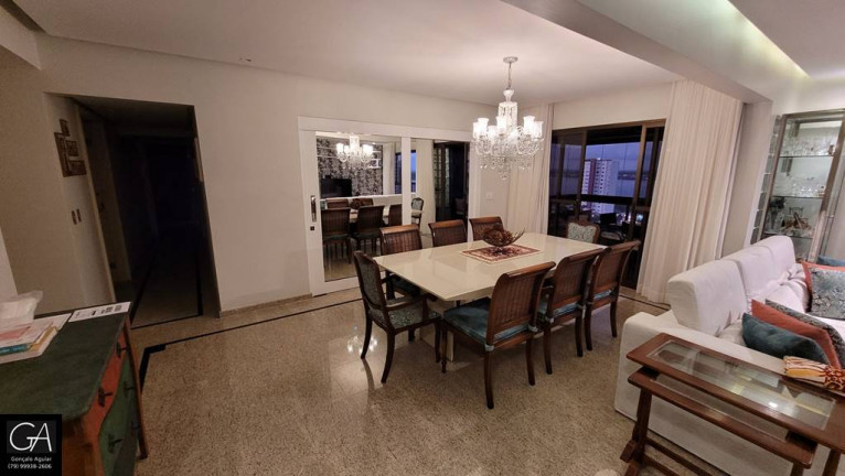 Imagem Apartamento com 3 Quartos à Venda, 198 m² em Treze de Julho - Aracaju Imagem Apartamento com 3 Quartos à Venda, 198 m² em Treze de Julho - Aracaju