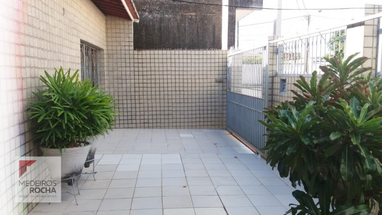 Imagem Casa com 4 Quartos à Venda, 126 m² em Cidade da Esperança - Natal