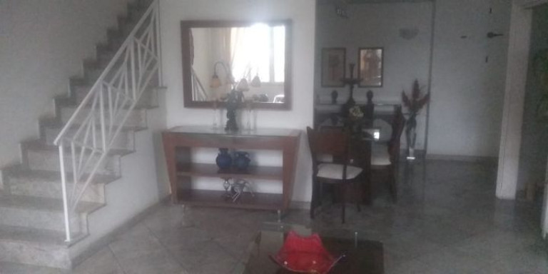 Imagem Casa com 4 Quartos à Venda, 261 m² em Taquara - Rio de Janeiro