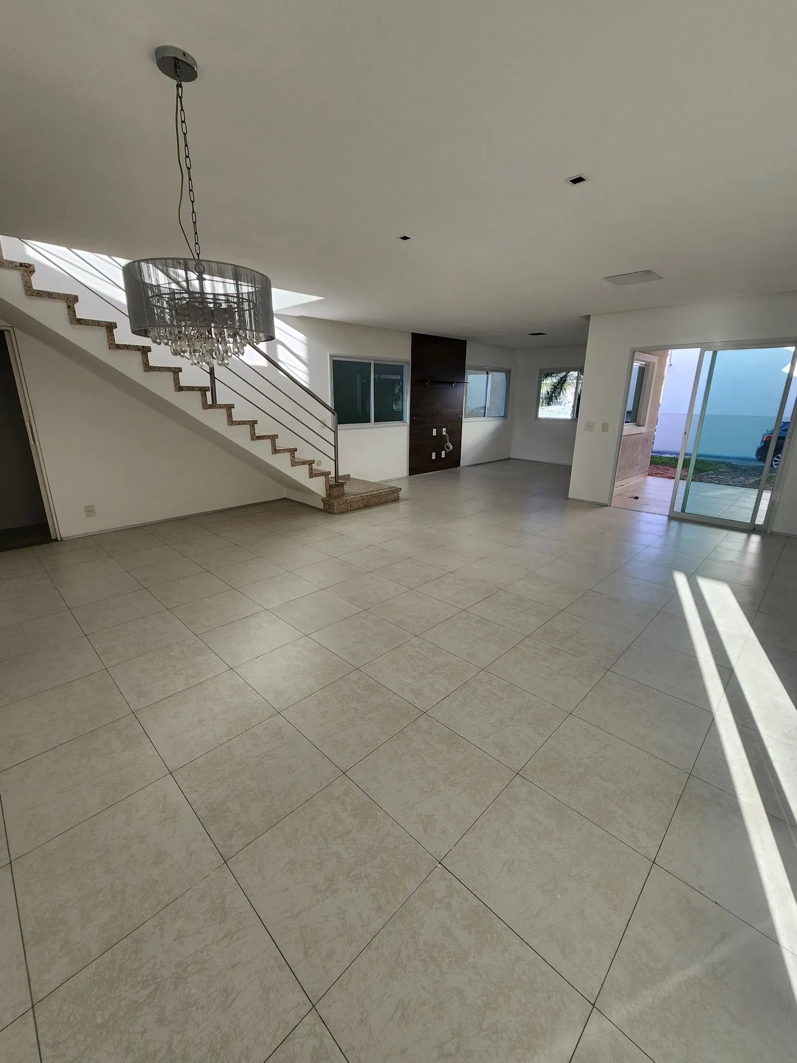 Imagem Casa de Condomínio com 3 Quartos à Venda, 277 m²em SAPIRANGA - FORTALEZA