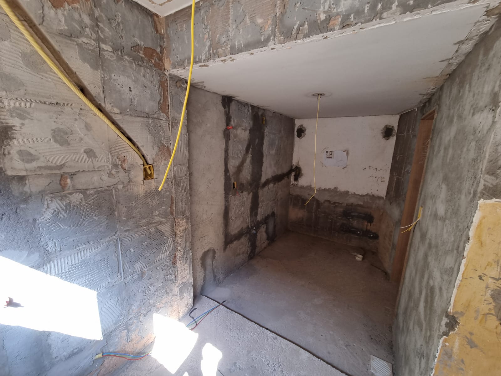 Imagem Sobrado com 5 Quartos à Venda, 877 m² em Setor Jaó - Goiânia Imagem Sobrado com 5 Quartos à Venda, 877 m² em Setor Jaó - Goiânia