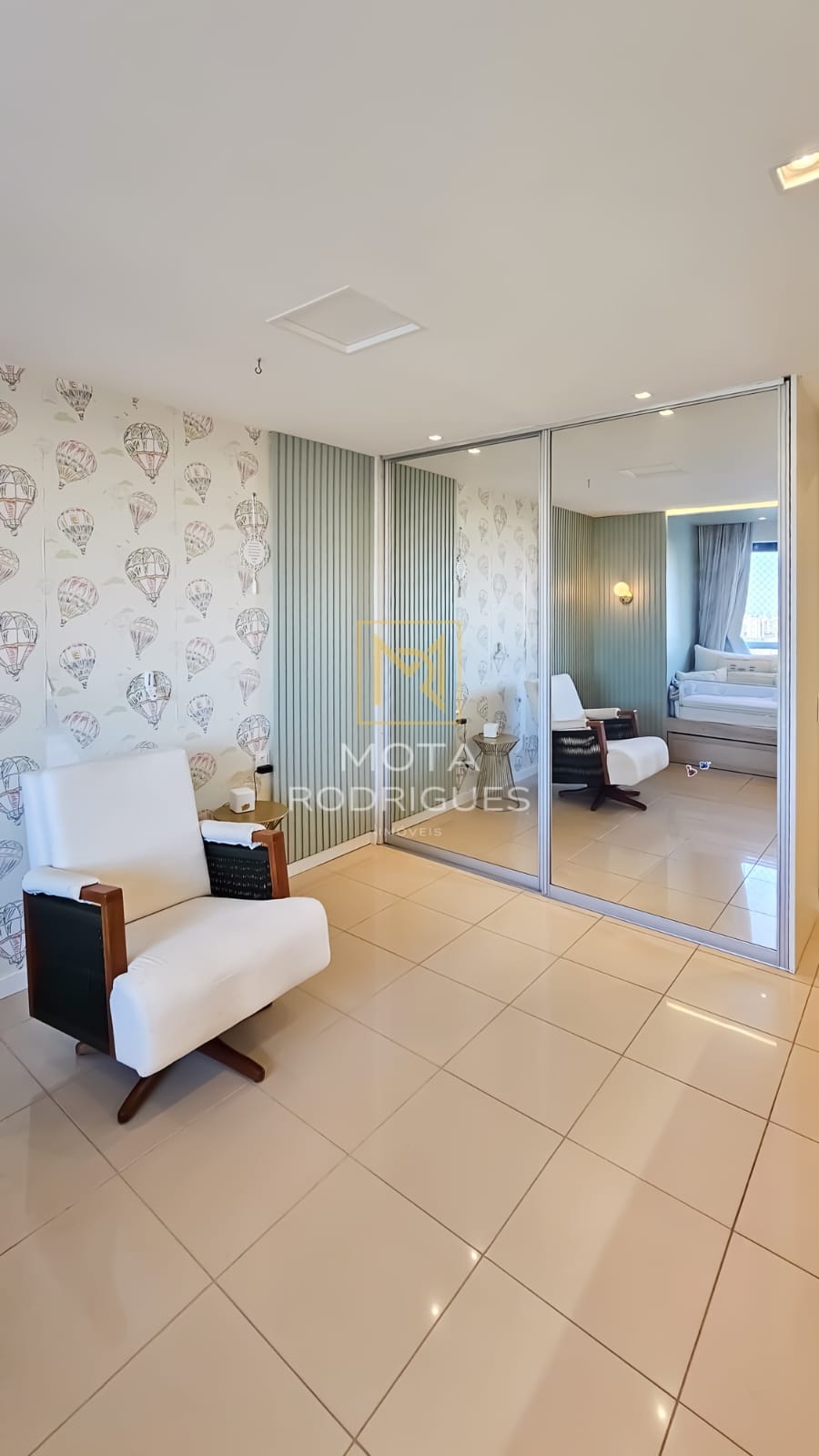 Imagem Apartamento com 3 Quartos à Venda, 220 m² em Dionisio Torres - Fortaleza Imagem Apartamento com 3 Quartos à Venda, 220 m² em Dionisio Torres - Fortaleza