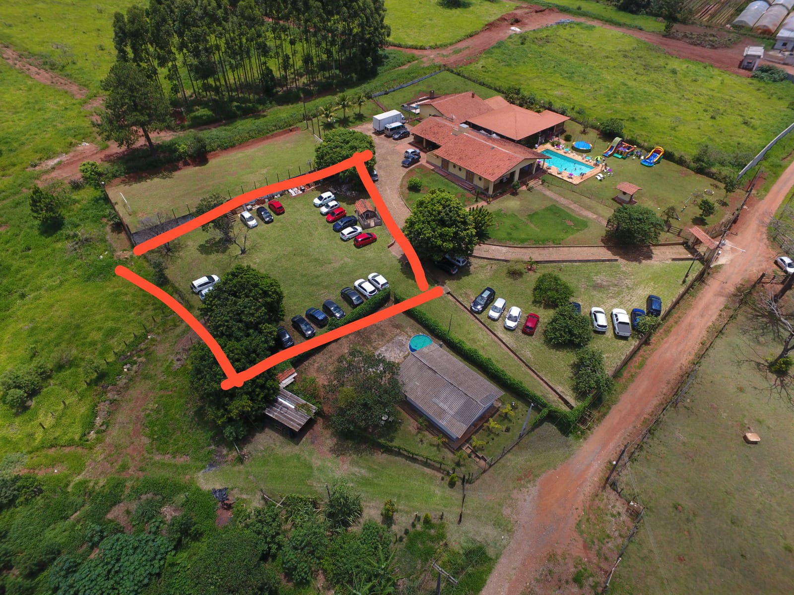 Imagem Terreno à Venda, 1.400 m² em Tanque - Atibaia Imagem Terreno à Venda, 1.400 m² em Tanque - Atibaia