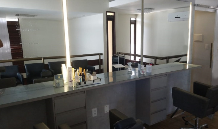 Imagem Casa com 4 Quartos à Venda,  em João Agripino - João Pessoa