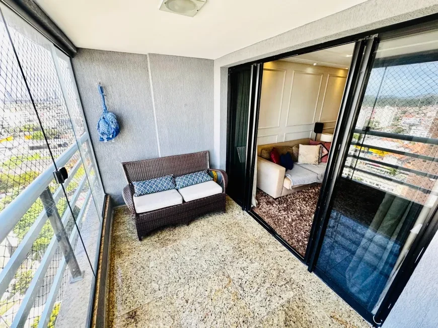 Imagem Apartamento com 3 Quartos à Venda, 120 m² em Lagoa Nova - Natal Imagem Apartamento com 3 Quartos à Venda, 120 m² em Lagoa Nova - Natal