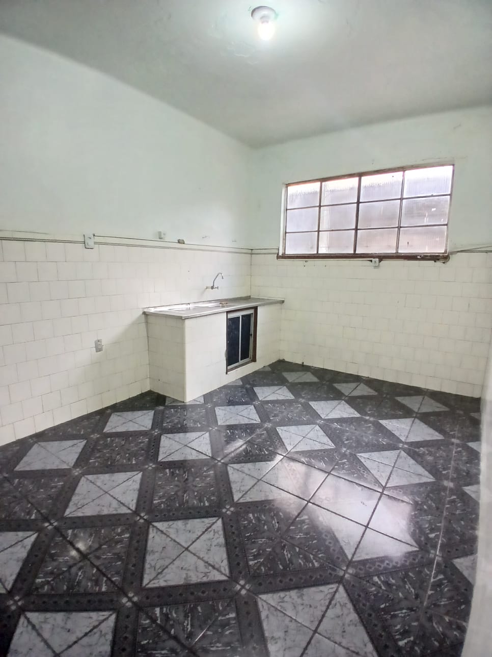 Imagem Casa com 2 Quartos à Venda, 140 m² em Praça 14 de Janeiro - Manaus