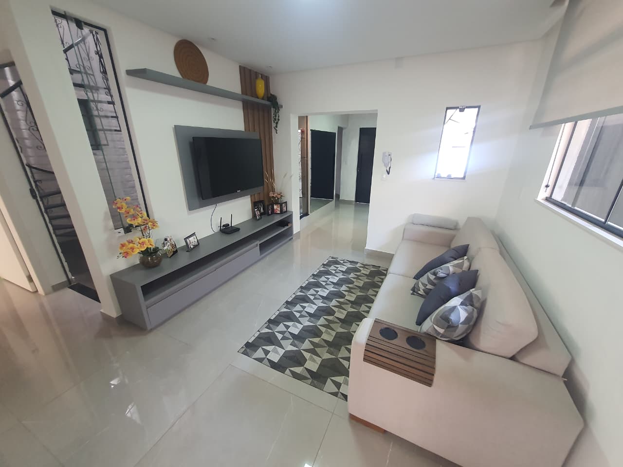 Imagem Casa com 4 Quartos à Venda, 300 m² em São Pedro - Juiz de Fora Imagem Casa com 4 Quartos à Venda, 300 m² em São Pedro - Juiz de Fora