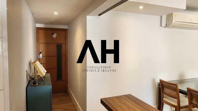 Imagem Apartamento com 3 Quartos à Venda, 96 m²em Santa Rosa - Niterói