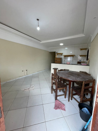 Imagem Casa com 2 Quartos à Venda, 132 m² em Jd. Regina - Itanhaém Imagem Casa com 2 Quartos à Venda, 132 m² em Jd. Regina - Itanhaém