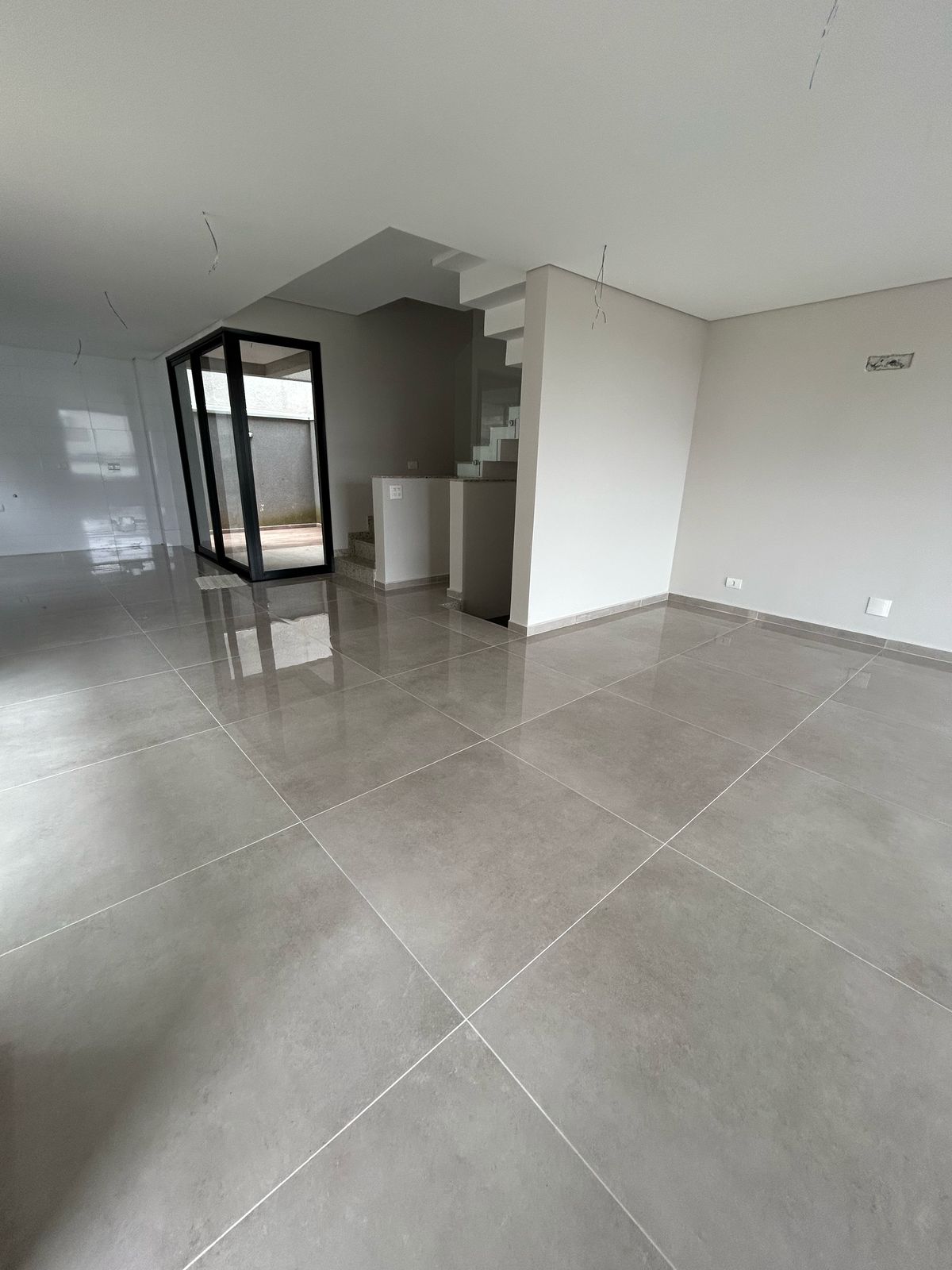 Imagem Casa de Condomínio com 3 Quartos à Venda, 214 m² em Santa Cândida - Curitiba