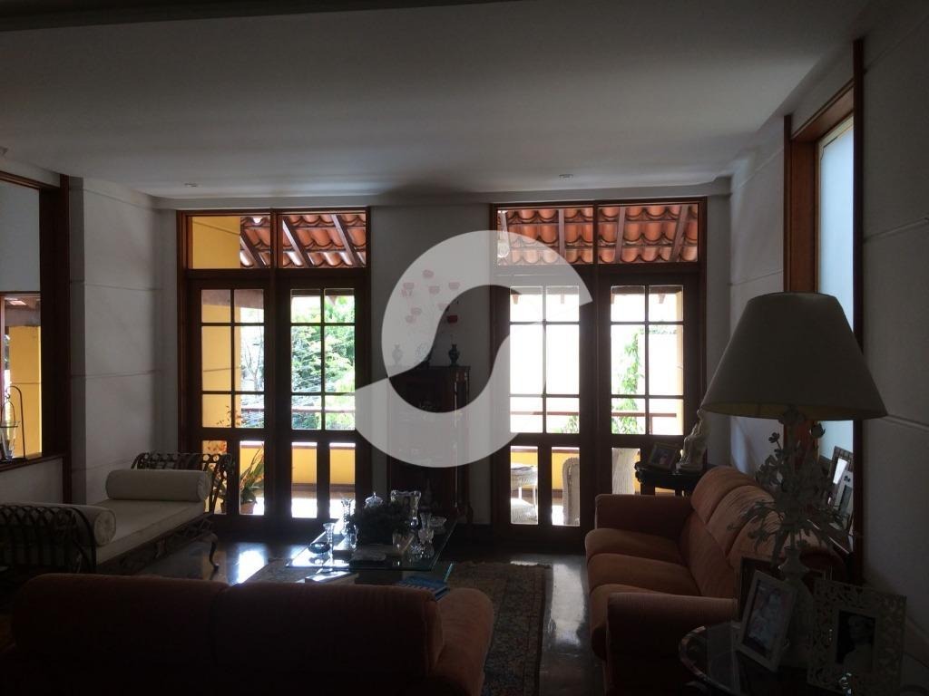 Imagem Casa com 4 Quartos à Venda, 600 m² em Itacoatiara - Niterói Imagem Casa com 4 Quartos à Venda, 600 m² em Itacoatiara - Niterói