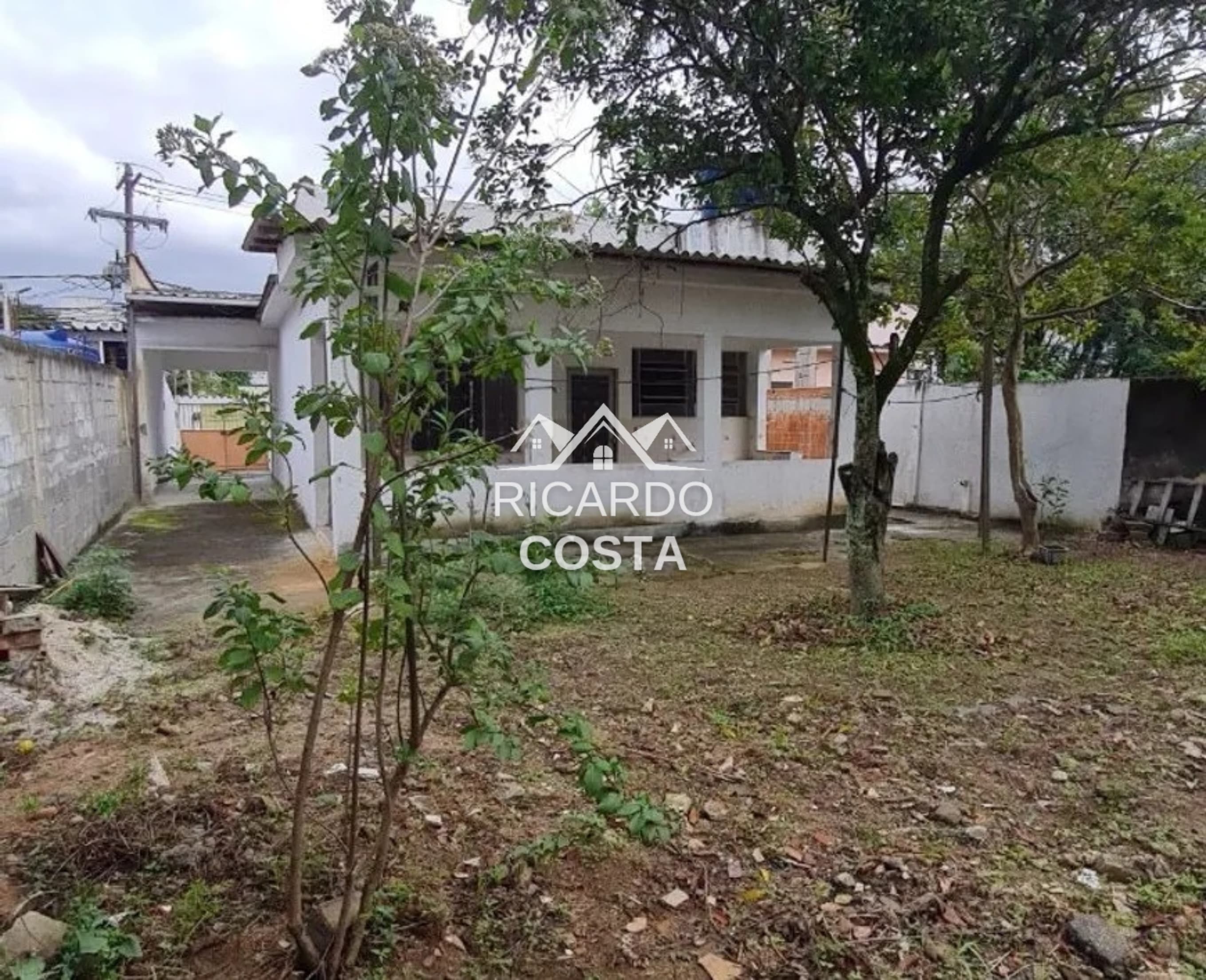 Imagem Casa com 2 Quartos à Venda, 307 m² em Taquara - Rio de Janeiro