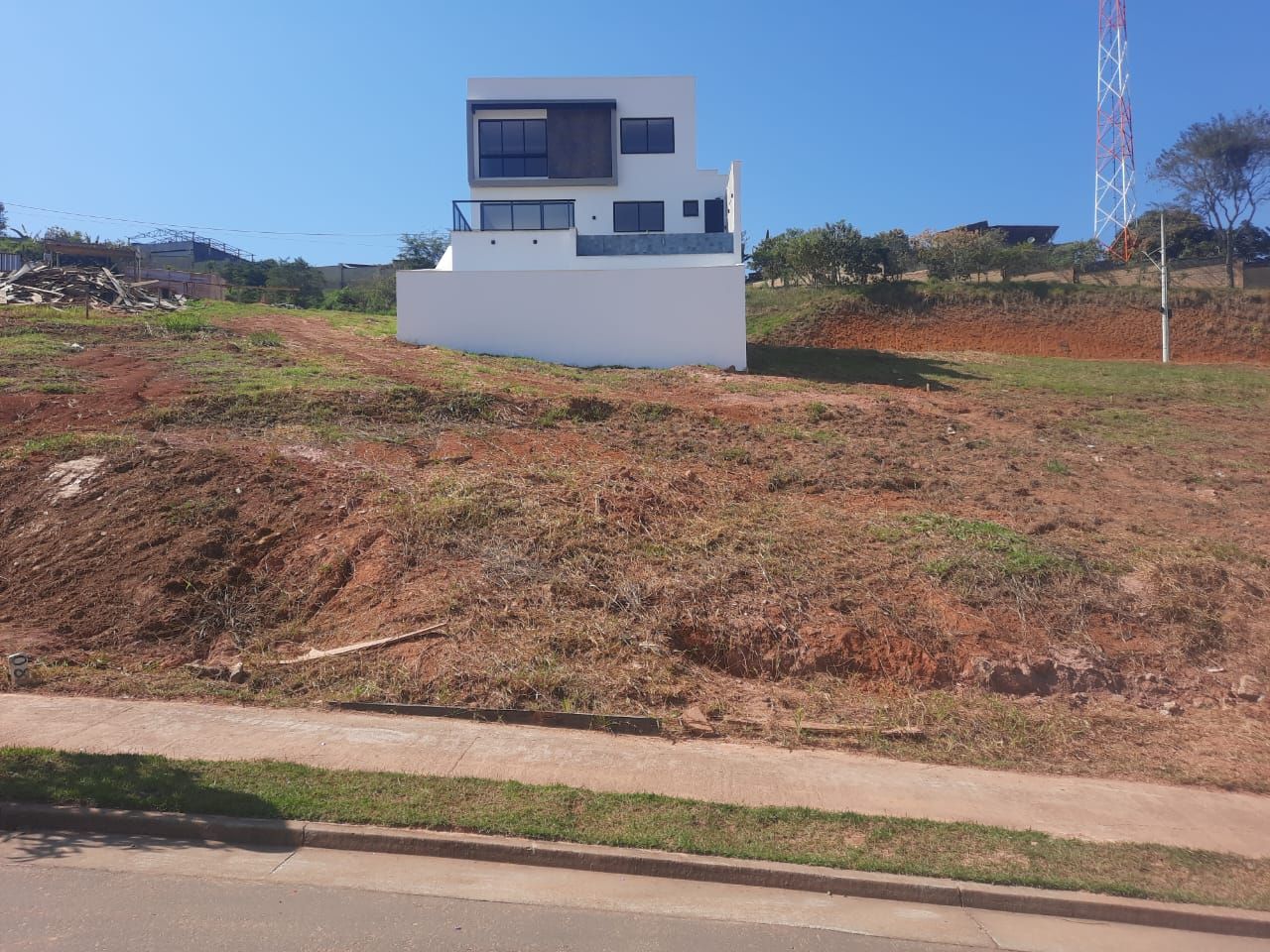 Imagem Terreno em Condomínio à Venda, 323 m² em Salvaterra - Juiz de Fora