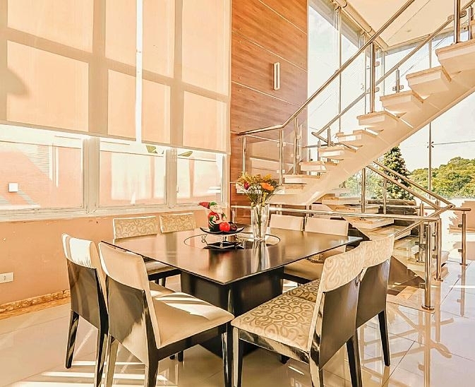 Imagem Casa com 4 Quartos à Venda, 425 m²em Alphaville - Santana de Parnaíba Imagem Casa com 4 Quartos à Venda, 425 m²em Alphaville - Santana de Parnaíba
