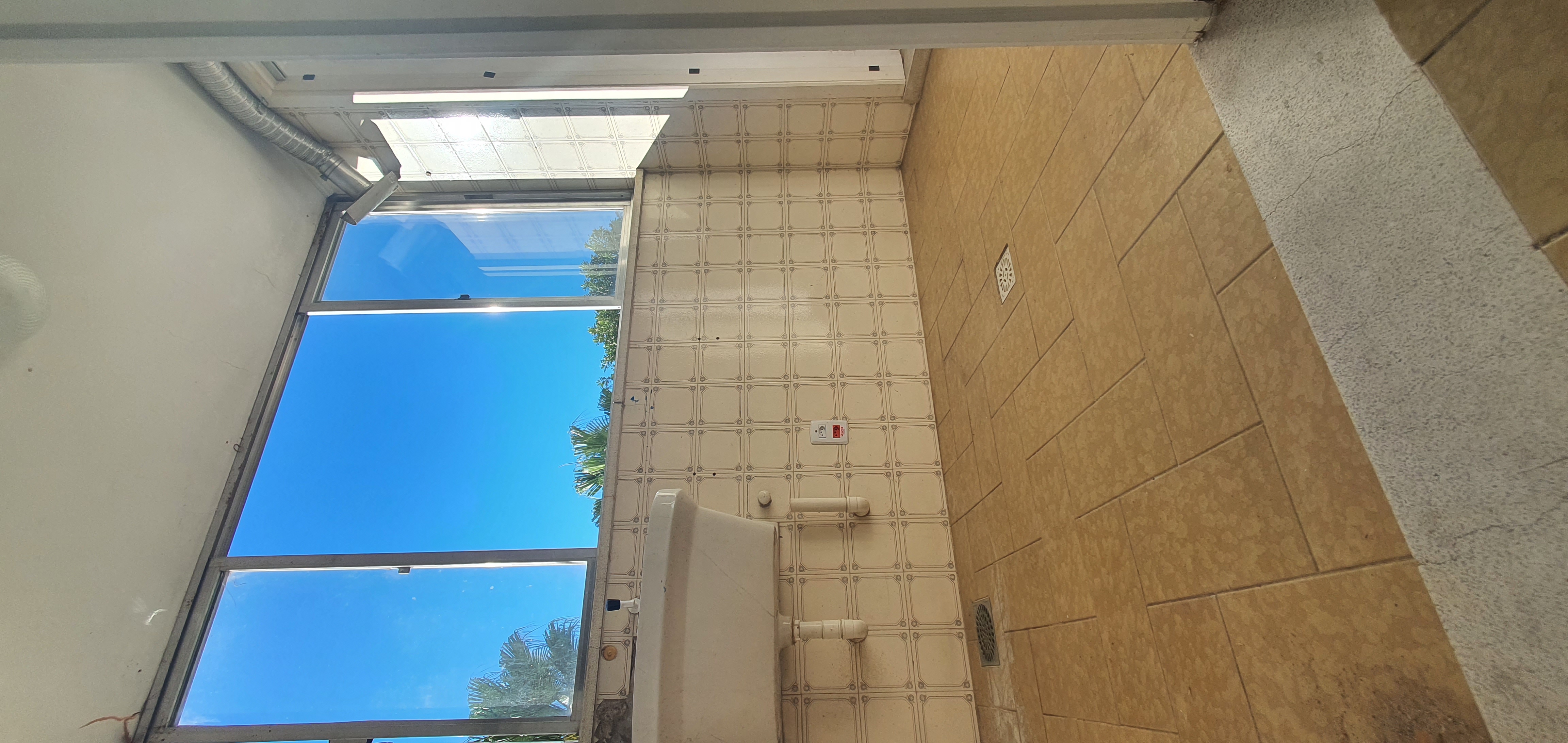 Imagem Apartamento com 2 Quartos à Venda, 90 m²em Menino Deus - Porto Alegre