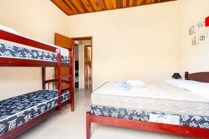 Imagem Casa de Condomínio com 4 Quartos à Venda, 335 m² em Cercadinho - Alambari