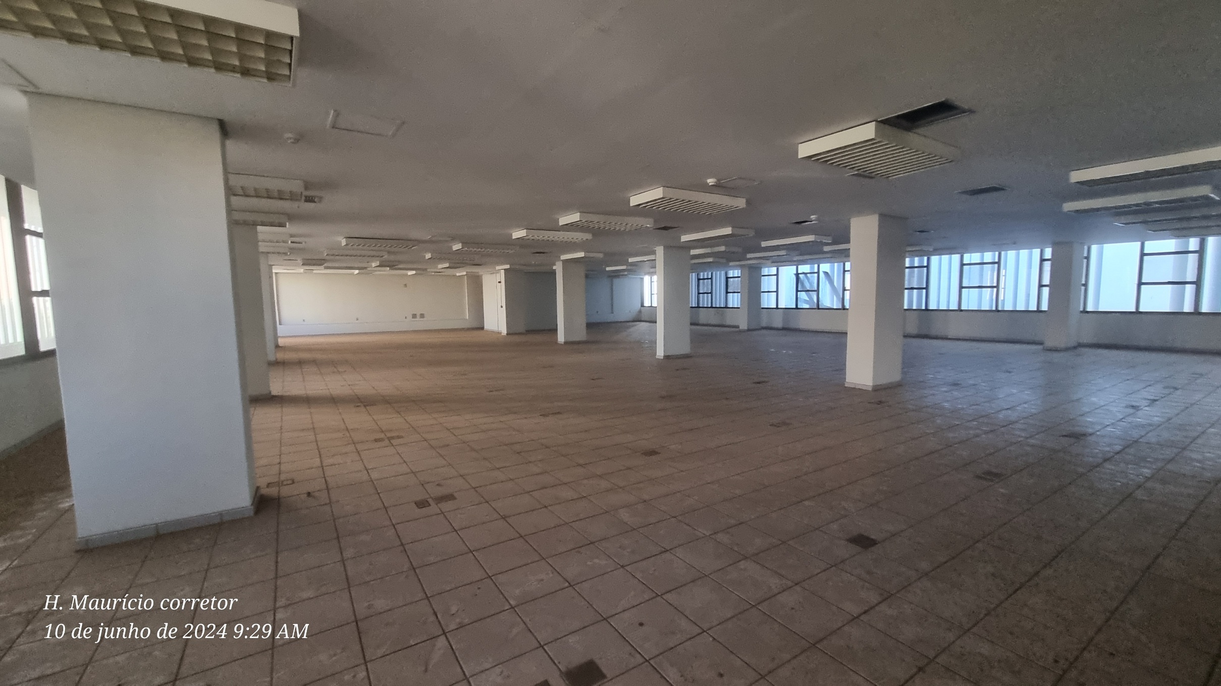 Imagem Imóvel Comercial à Venda ou Locação, 5 m² em Setor Central - Goiânia Imagem Imóvel Comercial à Venda ou Locação, 5 m² em Setor Central - Goiânia