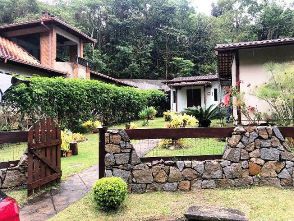 Casa de Condomínio com 2 Quartos à Venda,  em Chácara Paraíso - Nova Friburgo