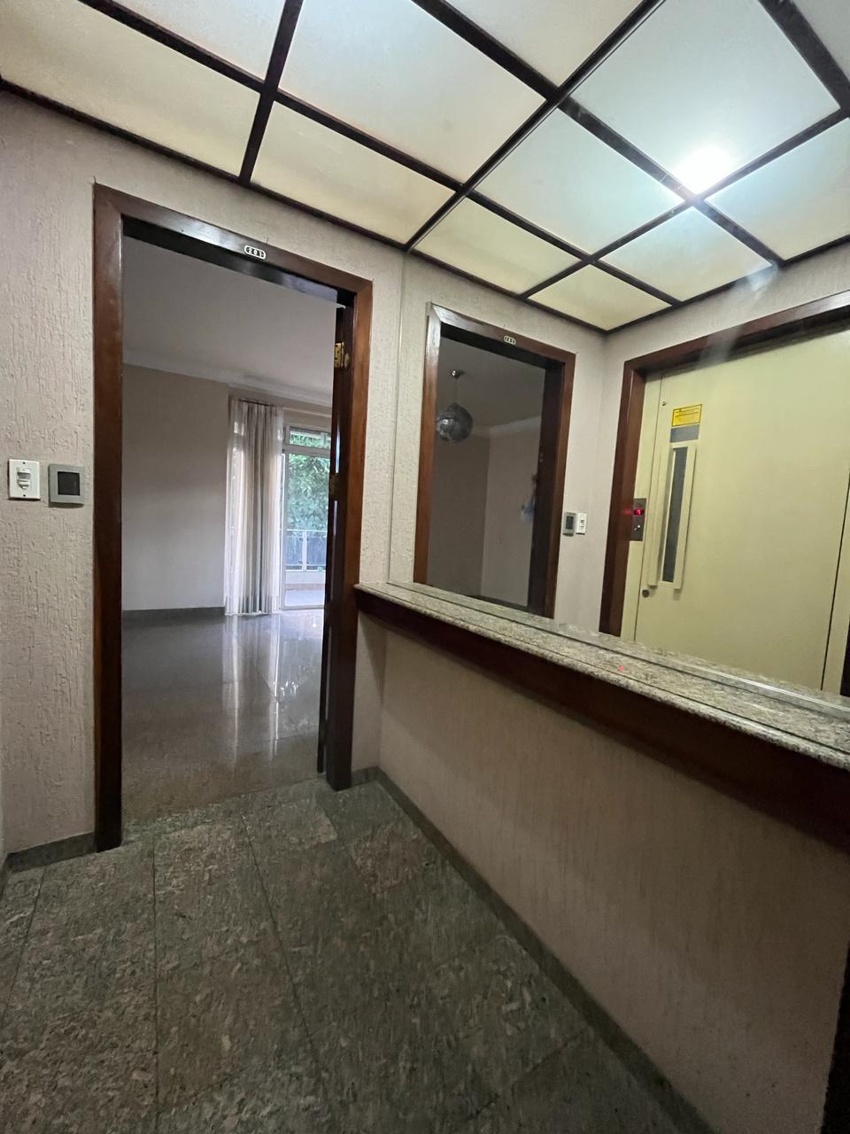 Imagem Apartamento com 4 Quartos à Venda, 240 m²em Umarizal - Belém