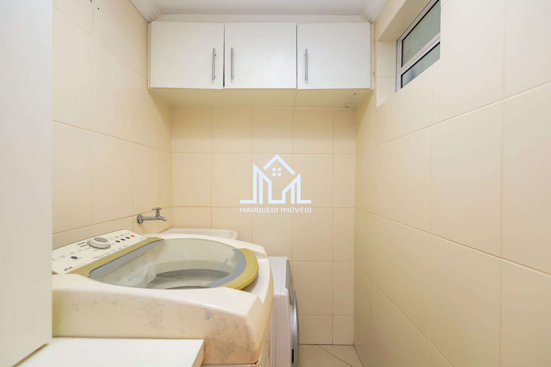Imagem Sobrado com 3 Quartos à Venda, 172 m² em Santa Felicidade - Curitiba