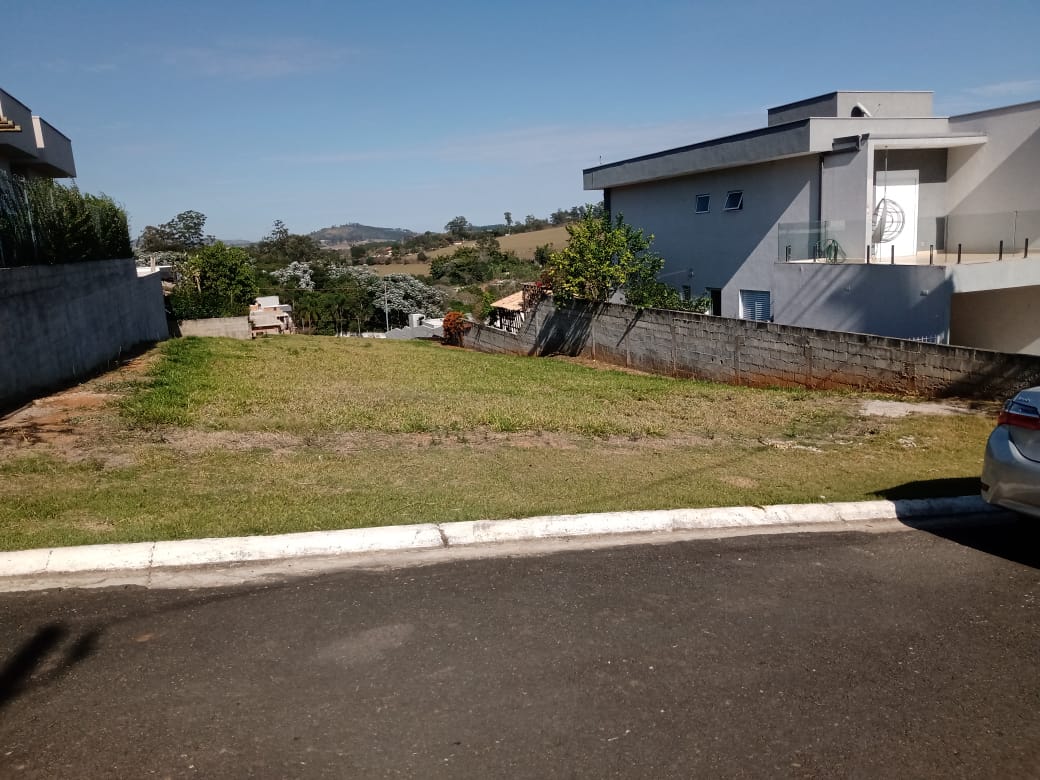 Terreno em Condomínio à Venda, 600 m²em Curitibanos - Bragança Paulista