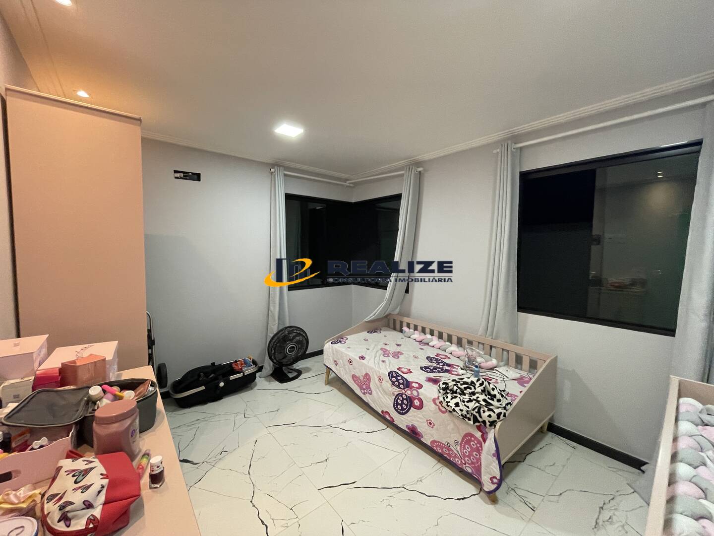 Imagem Casa com 4 Quartos à Venda, 210 m²em Parque Tropical - Campos dos Goytacazes Imagem Casa com 4 Quartos à Venda, 210 m²em Parque Tropical - Campos dos Goytacazes