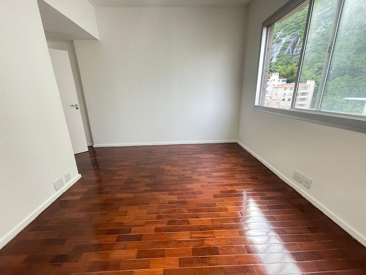 Apartamento com 3 Quartos à Venda, 100 m²em Copacabana - Rio de Janeiro