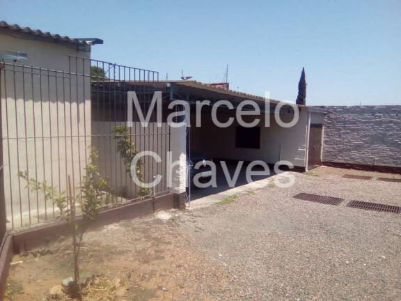 Imagem Casa com 3 Quartos à Venda, 250 m² em Medianeira - Porto Alegre Imagem Casa com 3 Quartos à Venda, 250 m² em Medianeira - Porto Alegre