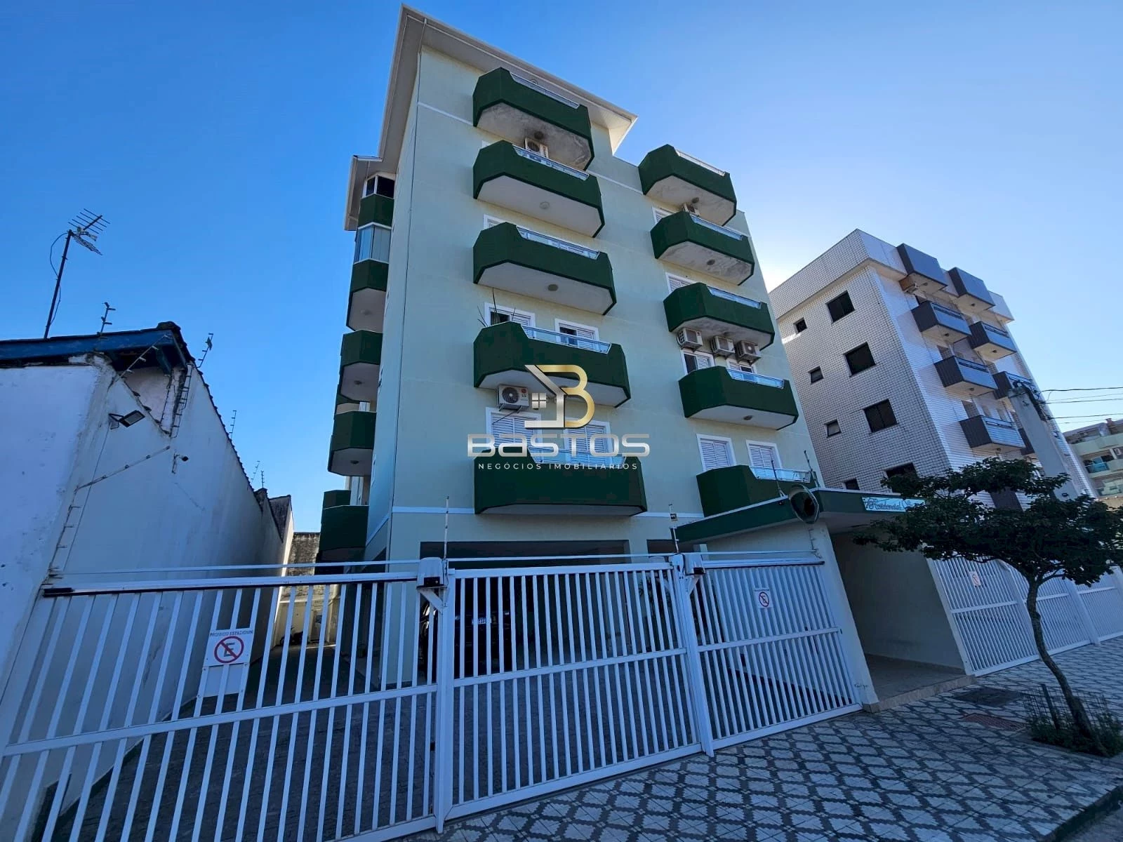 Imagem Apartamento com 2 Quartos à Venda, 80 m² em Umuarama - Ubatuba Imagem Apartamento com 2 Quartos à Venda, 80 m² em Umuarama - Ubatuba